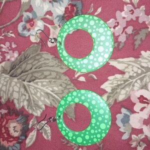 🌺GREEN PIERCED Earrings